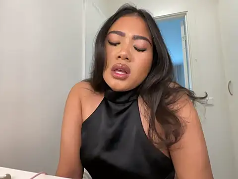 TitiTinyThai – webcam-show