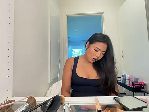 TitiTinyThai – webcam-show