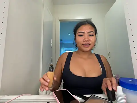 TitiTinyThai Webcam Show