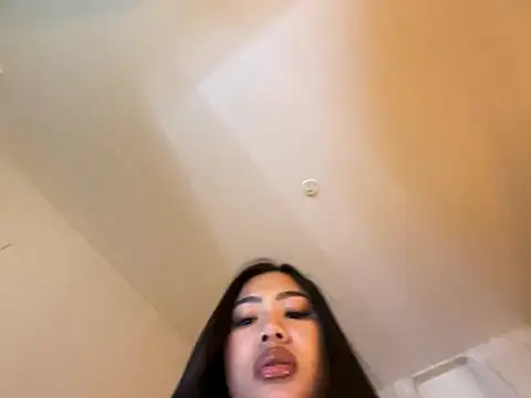 TitiTinyThai Webcam Show