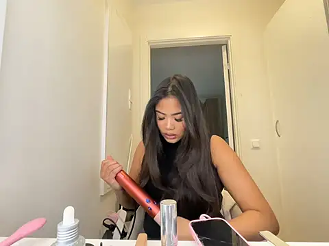 TitiTinyThai Webcam Show
