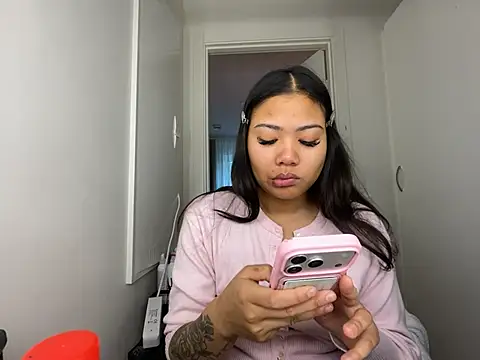 TitiTinyThai's Webcam Show