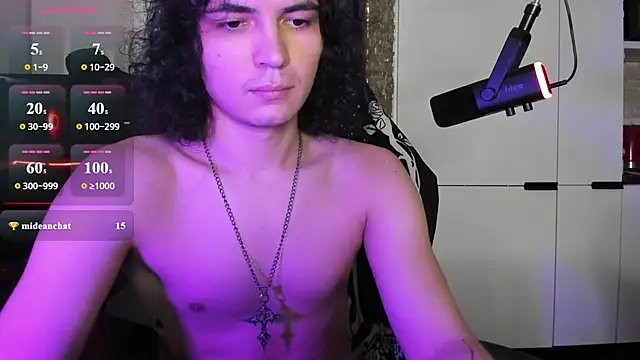 Dean_Raven Pertunjukan Webcam
