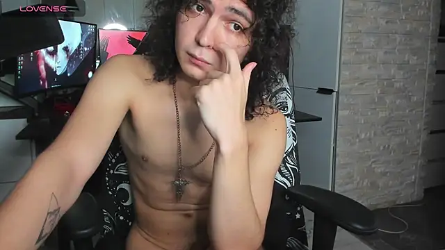 Dean_Raven Show in webcam