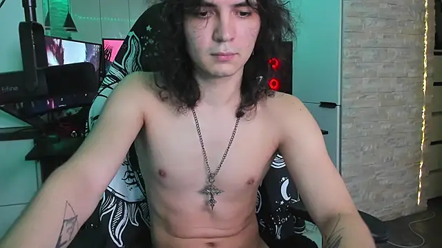 Show modela Dean_Raven na web-kameri