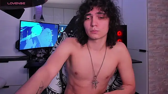 Dean_Ravenn Webbikameraesitys
