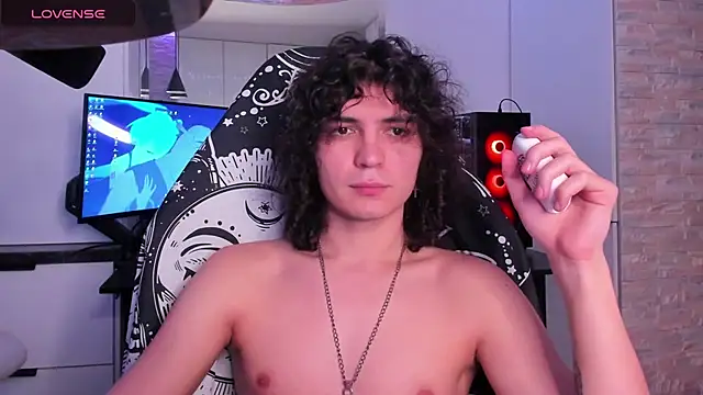 Dean_Raven Show in webcam