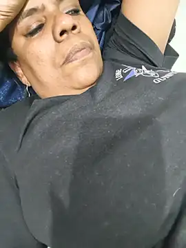 Chat +18 de Zeyllyjhonson ao vivo