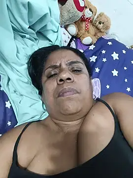 Chatroom XXX en direct de Zeyllyjhonson