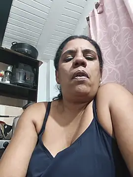 Chat XXX en directo de Zeyllyjhonson