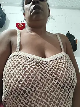 Zeyllyjhonson – Naživo XXX chat