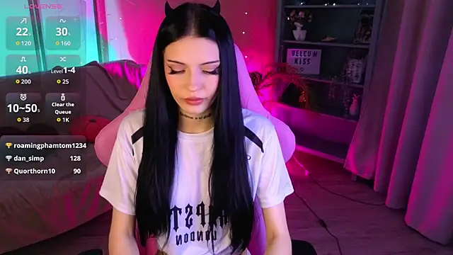 Chat +18 de Kelly__Bunny ao vivo