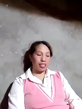 Gummiesu Live Chatraum