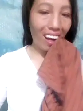 Gummiesu 在線直播表演