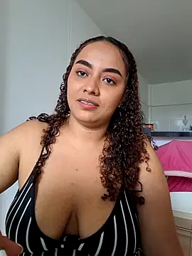 curly_girl_31's Live XXX Chat