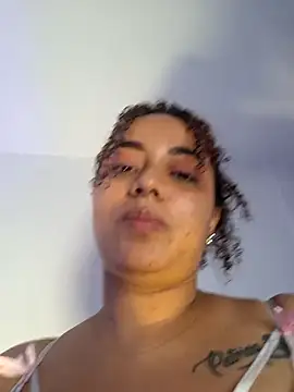 curly_girl_31 Live XXX Chat