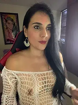 Miaswwe XXX чат на живо