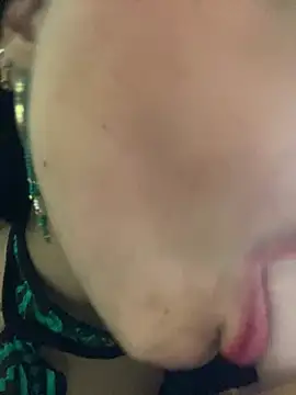 แชท XXX สดของ Miaswwe