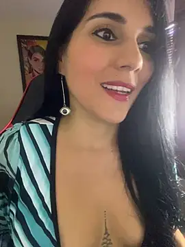 Miaswwe Chat XXX live
