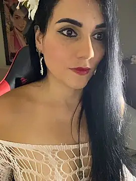 Miaswwe Chat XXX live
