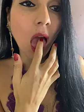 Chat +18 de Miaswwe ao vivo