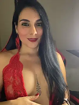 Miaswwe XXX чат на живо