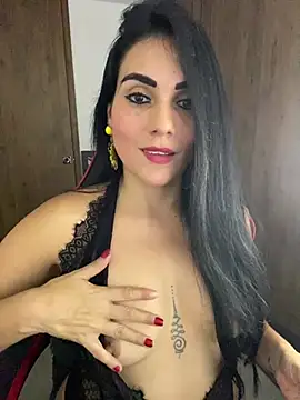 Miaswwe Chat XXX live