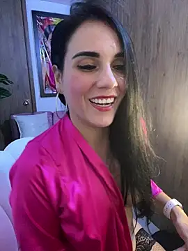Miaswwe Adl ı Modelin Web Kamerası Şovu