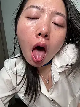 Cheating-wife's Webcam Show