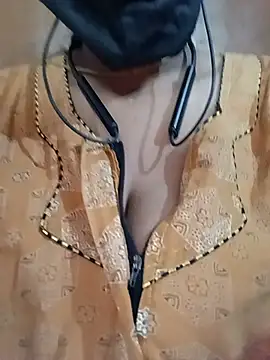 Tamil_Nathiya1's Webcam Show