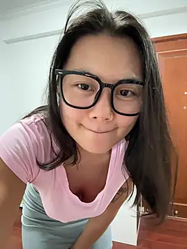 ruanruan05's Webcam Show