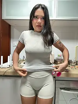 ruanruan05's Webcam Show