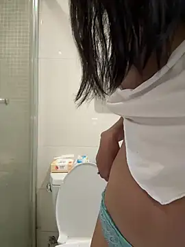 ruanruan05 Chat XXX in diretta