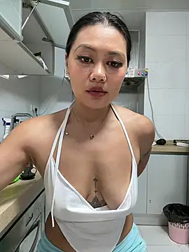 ruanruan05's Webcam Show