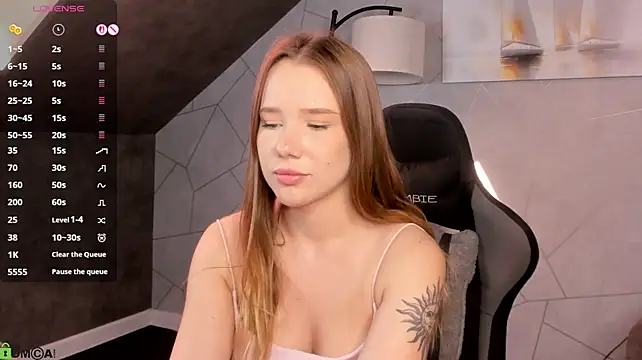 Nicole_Vasquez Adlı Modelin Canlı XXX Sohbeti