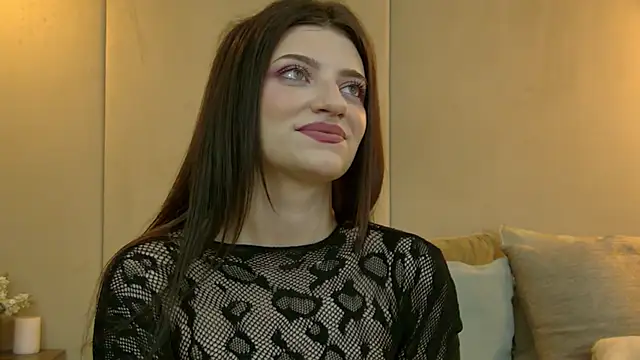 EllieWest Webcam show