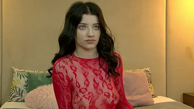 EllieWest's Live XXX Chat