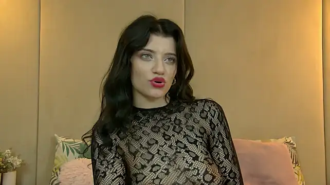 EllieWest Webcam show