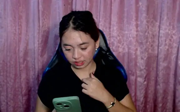 XXX chat uživo modela onlymaes_19