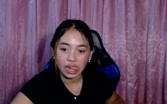 onlymaes_19 Pertunjukan Webcam