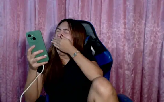 onlymaes_19 Pertunjukan Webcam