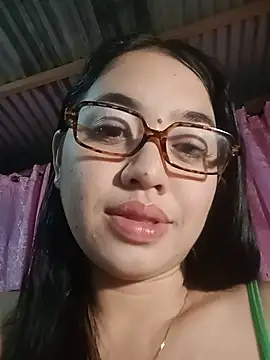 צ'אט XXX בשידור חי של xxseducemaexx
