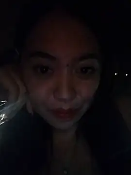 Alisha_27 Obrolan Langsung XXX