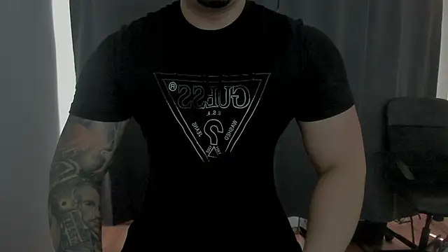 Živý XXX chat TONYWILSONN