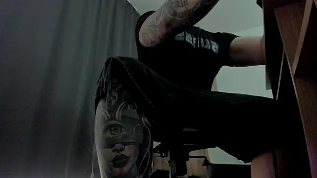TonyWinston Show in webcam