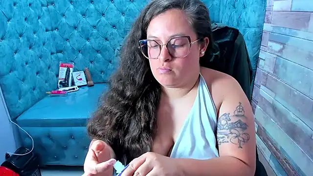 Sarah_Boobs_'s Live XXX Chat