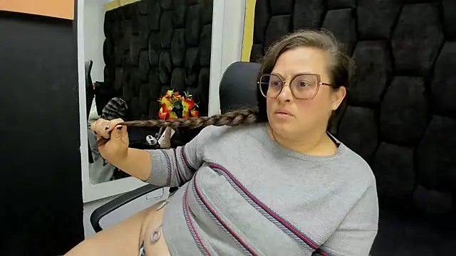 Sarah_Boobs_ Chat XXX live