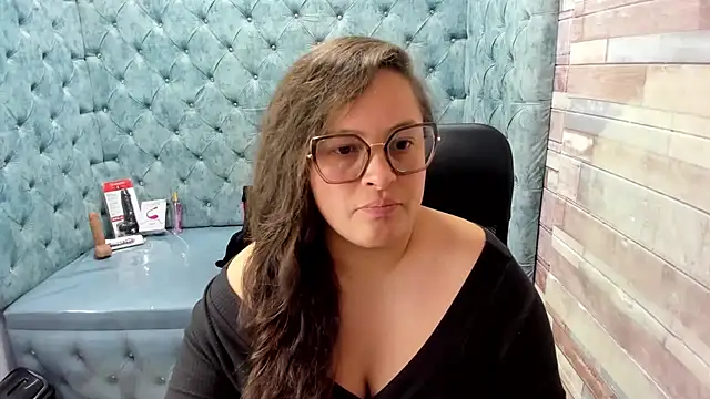 Chat XXX en directo de Sarah_Boobs_