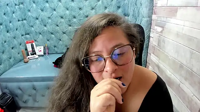 Sarah_Boobs_ 现场XXX聊天