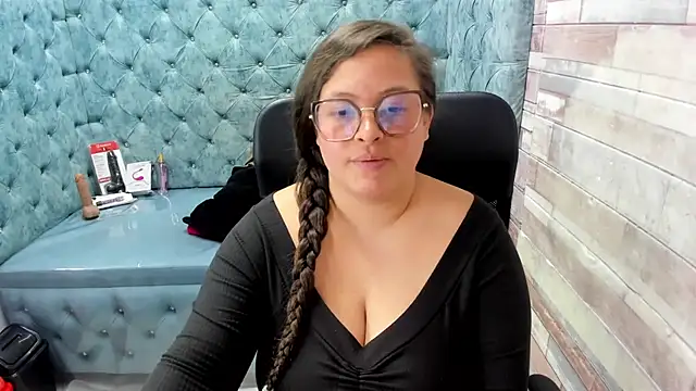 Sarah_Boobs_: απευθείας συνομιλία ΧΧΧ